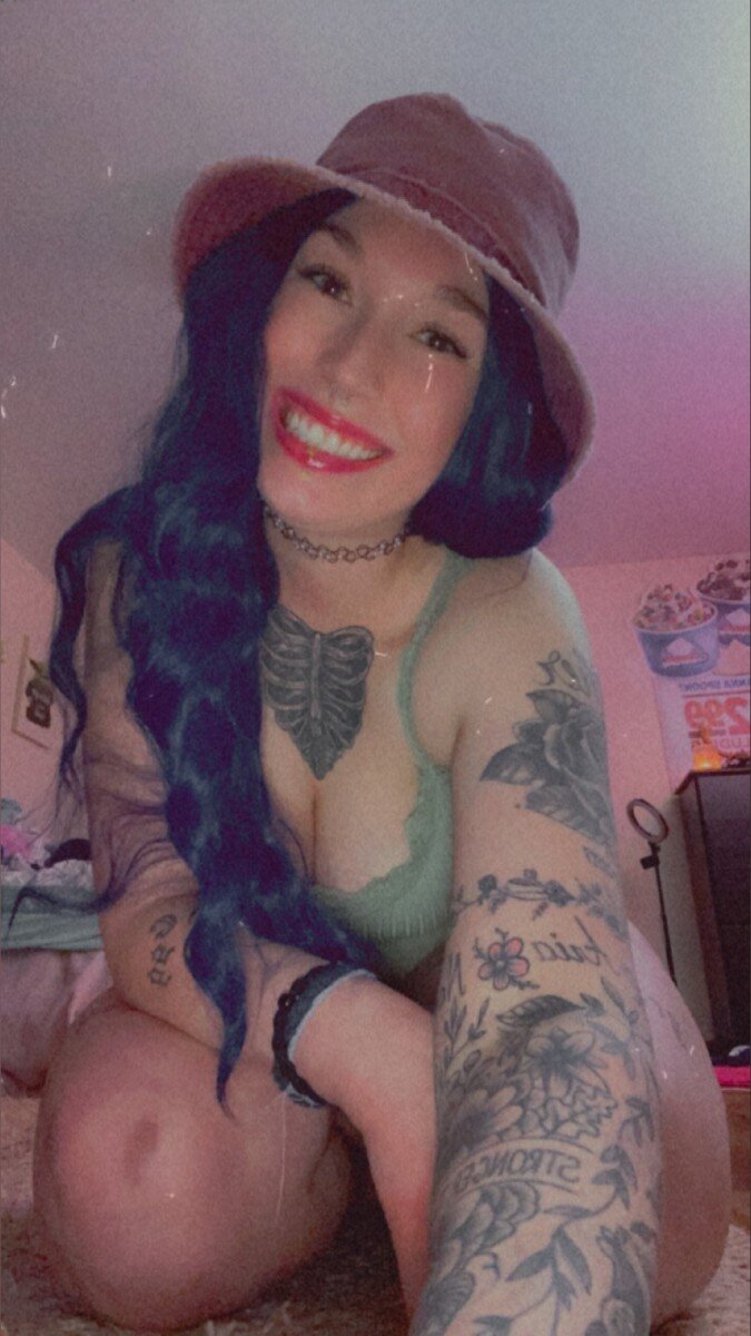 Imirandax (@imirandax), OnlyFans creator