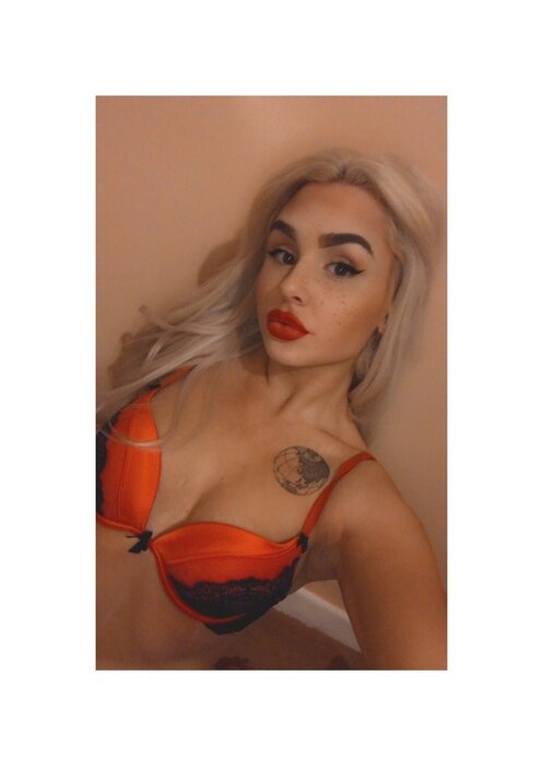 Indiaxroseee (@indiaxroseee), OnlyFans creator