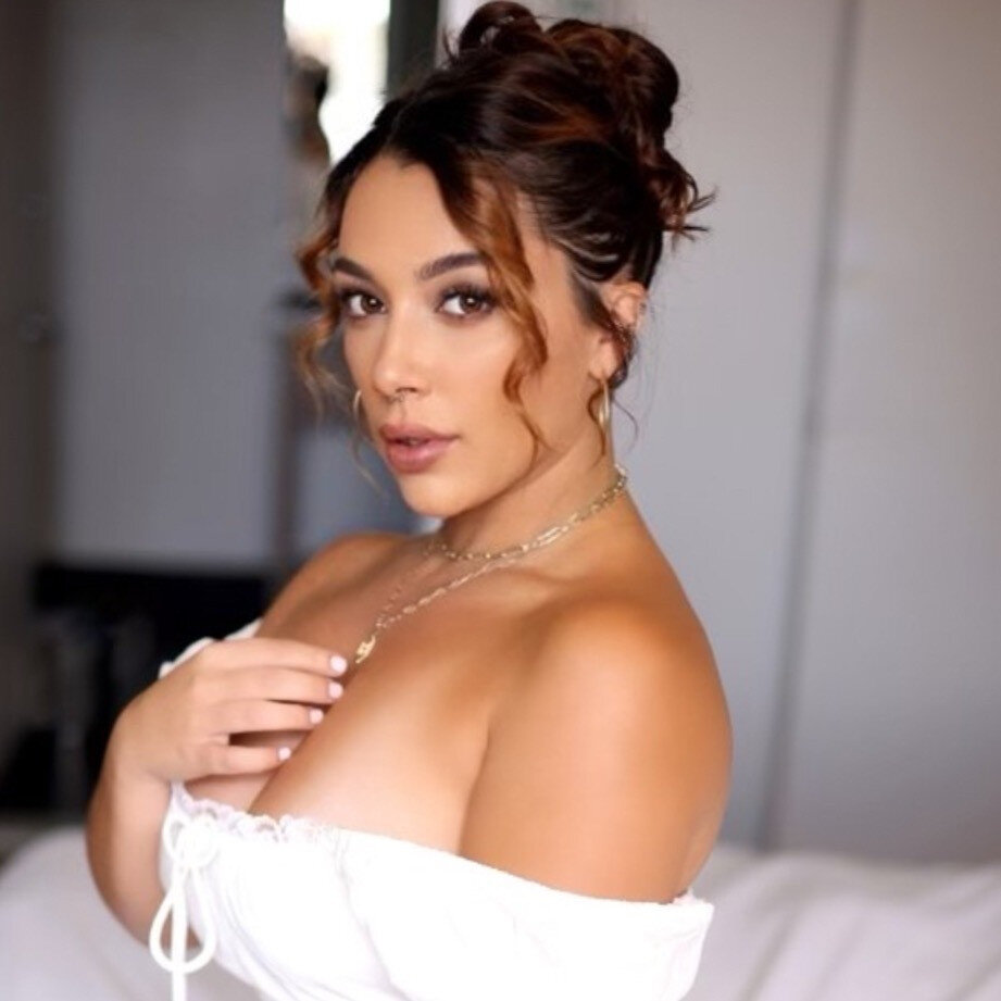 Indigoess (@indigoess), OnlyFans creator