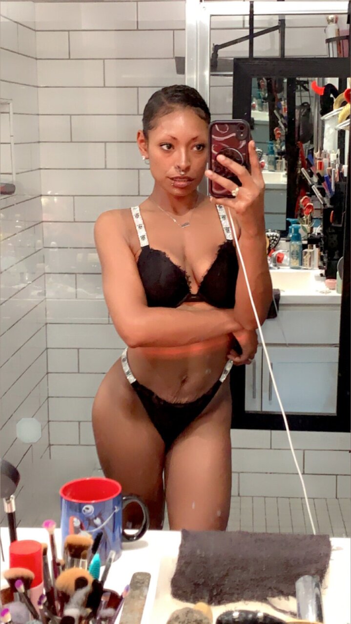 Indulgechaos (@indulgechaos), OnlyFans creator