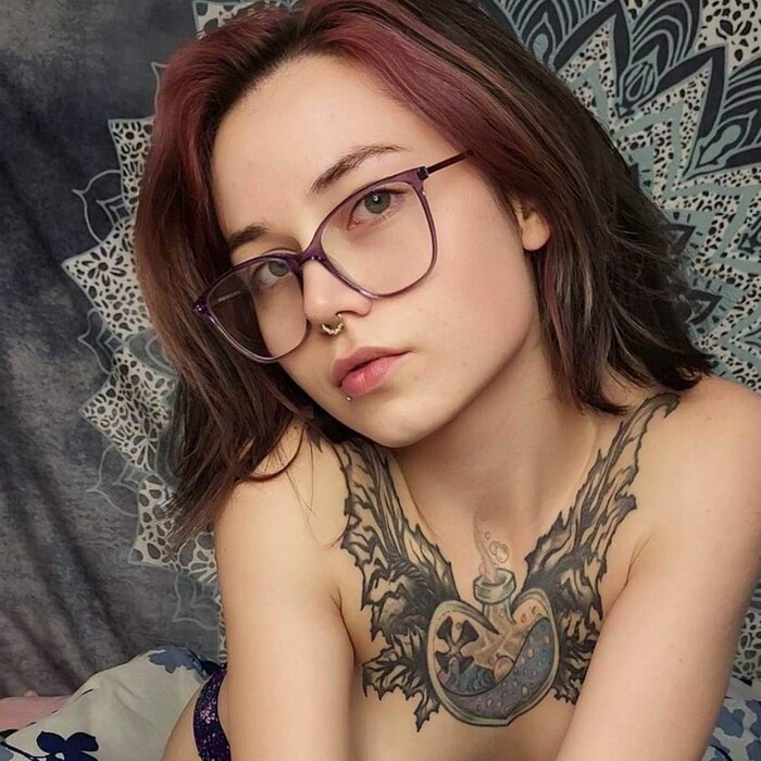 Innocenttemptation69 (@innocenttemptation69), OnlyFans creator