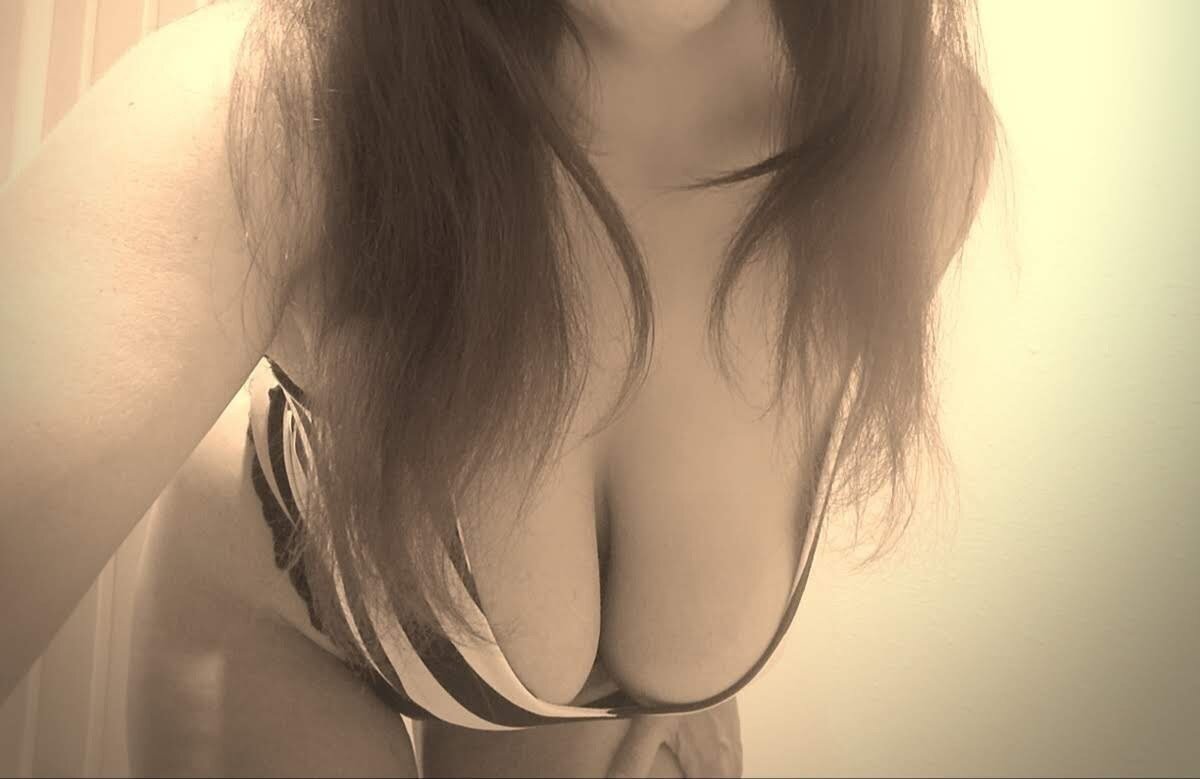 Insatiablegina (@insatiablegina), OnlyFans creator