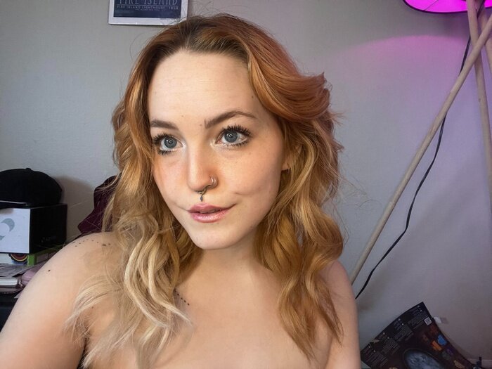 Instxntkarma (@instxntkarma), OnlyFans creator