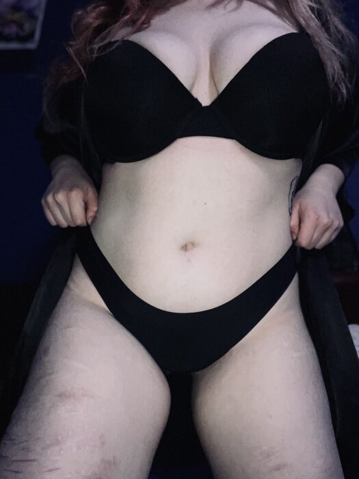 Irishhskyess (@irishhskyess), OnlyFans creator