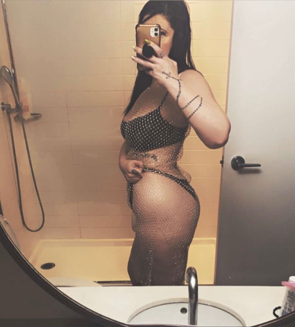 Isabella0028 (@isabella0028), OnlyFans creator