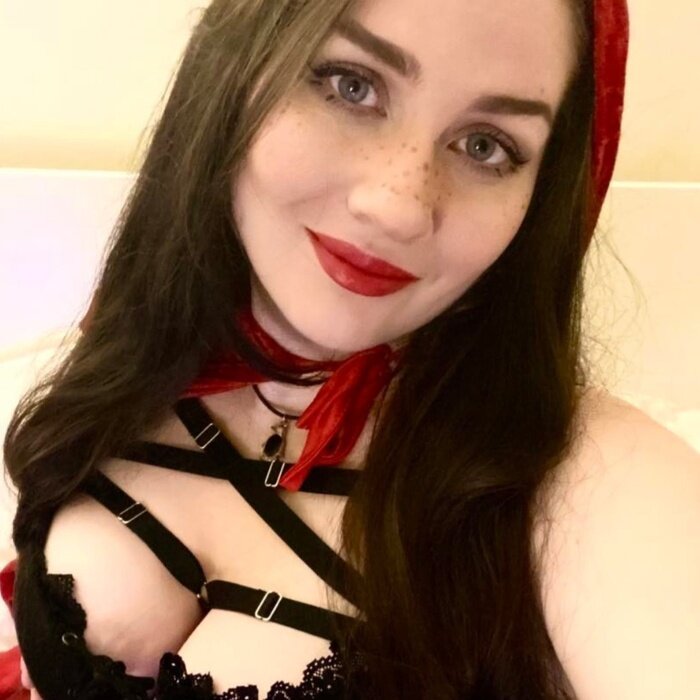 Isabellasnow (@isabellasnow), OnlyFans creator