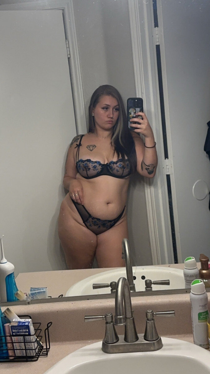 Isilamackenzie (@isilamackenzie), OnlyFans creator