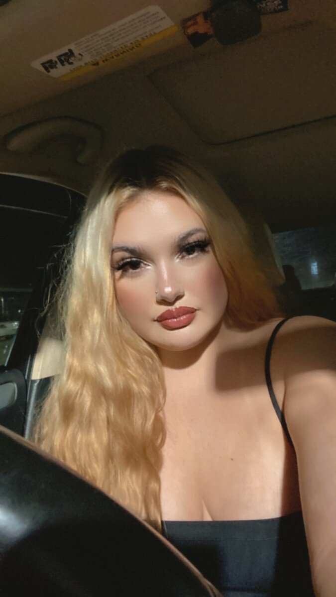 Issbabydoll (@issbabydoll), OnlyFans creator