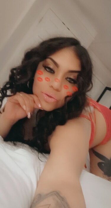 Italia69 (@italia69), OnlyFans creator