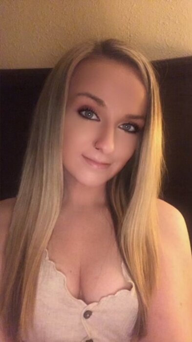 Itsjustariell (@its_justariell), OnlyFans creator