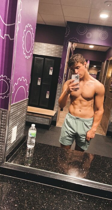 Itsjwee (@its_jwee), OnlyFans creator