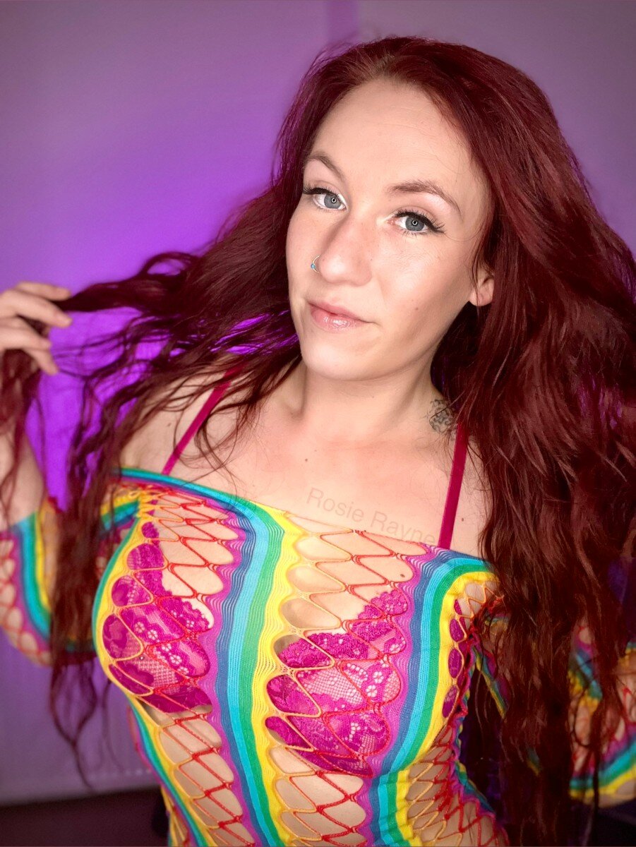 Itsrosierayne (@its_rosierayne), OnlyFans creator