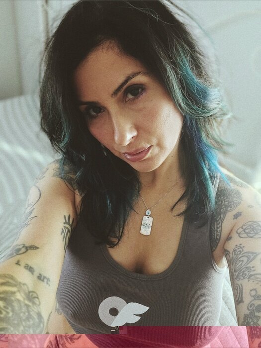 Itsanartisanthing (@itsanartisanthing), OnlyFans creator