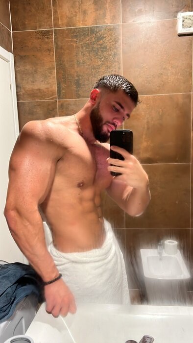 Itsarban (@itsarban), OnlyFans creator
