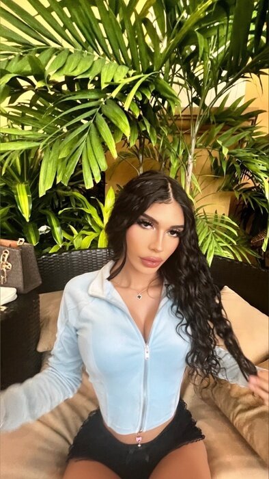 Itsbarbiebch (@itsbarbiebch), OnlyFans creator
