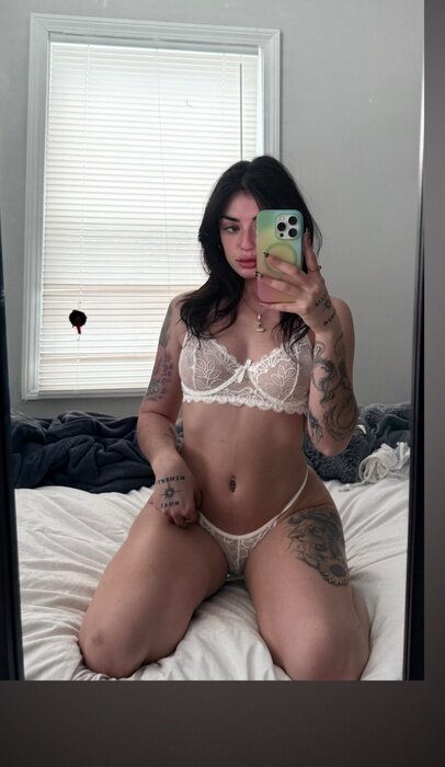Itsjewelrose (@itsjewelrose), OnlyFans creator