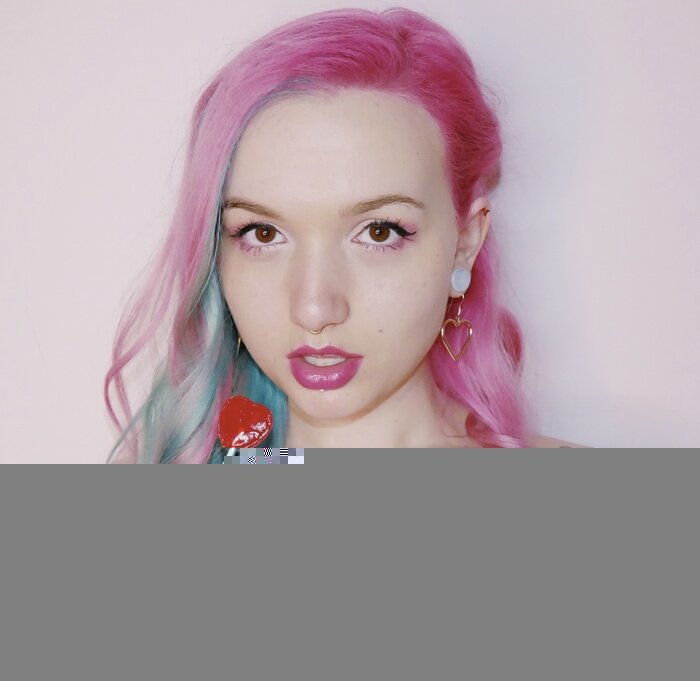 Itslunalore (@itslunalore), OnlyFans creator