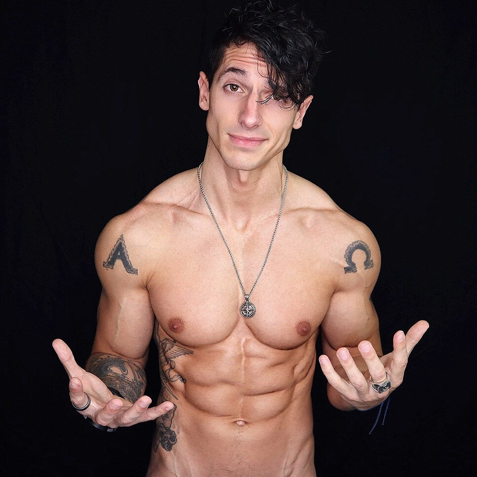 Itsmetylerjames (@itsmetylerjames), OnlyFans creator