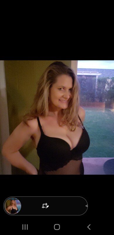 Itsstacysmom (@itsstacysmom), OnlyFans creator