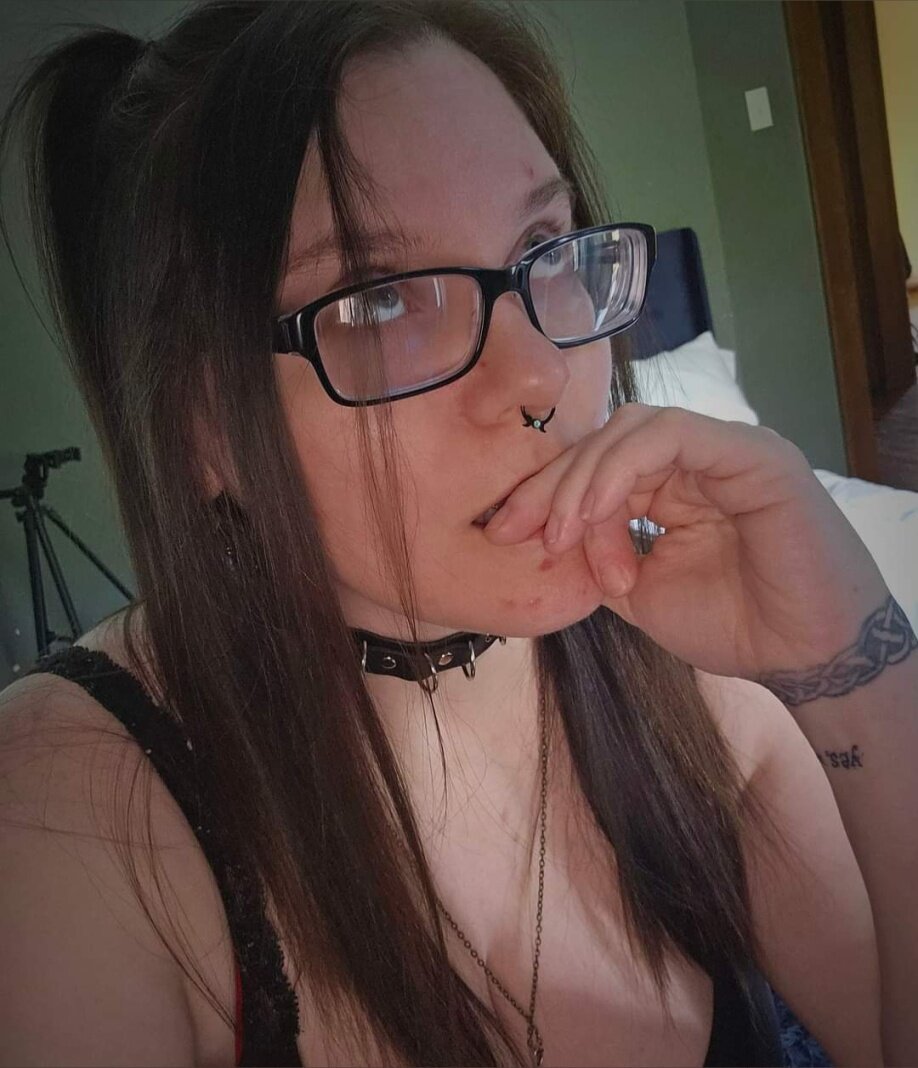 Ivoryvixen101 (@ivoryvixen101), OnlyFans creator