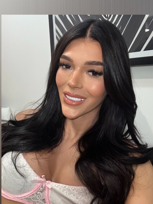 Ivyella (@ivyella), OnlyFans creator