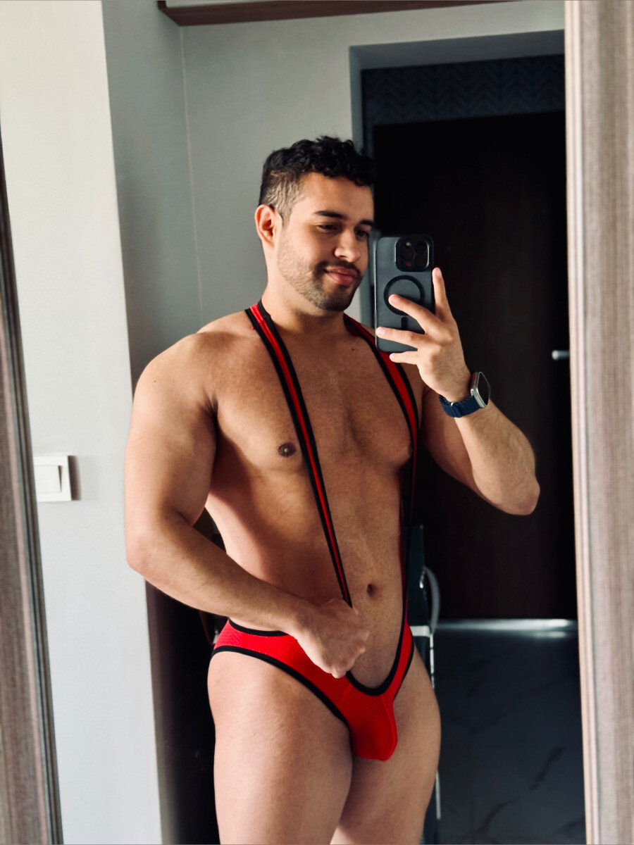 Izaak (@izaak_lover), OnlyFans creator
