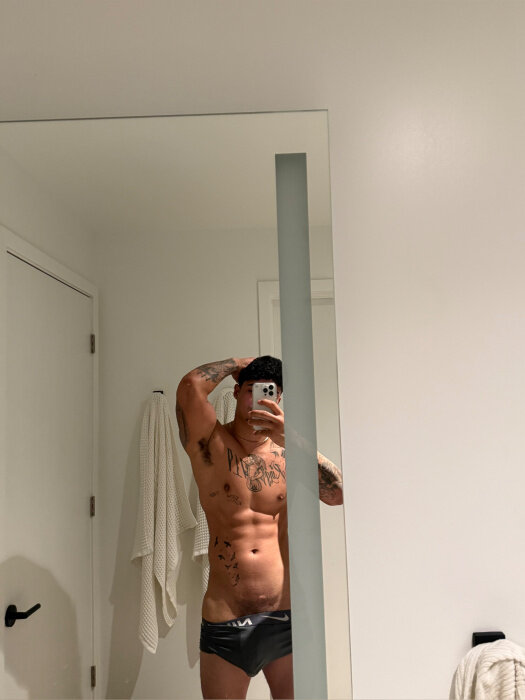 Iziklftz (@izik_lftz), OnlyFans creator