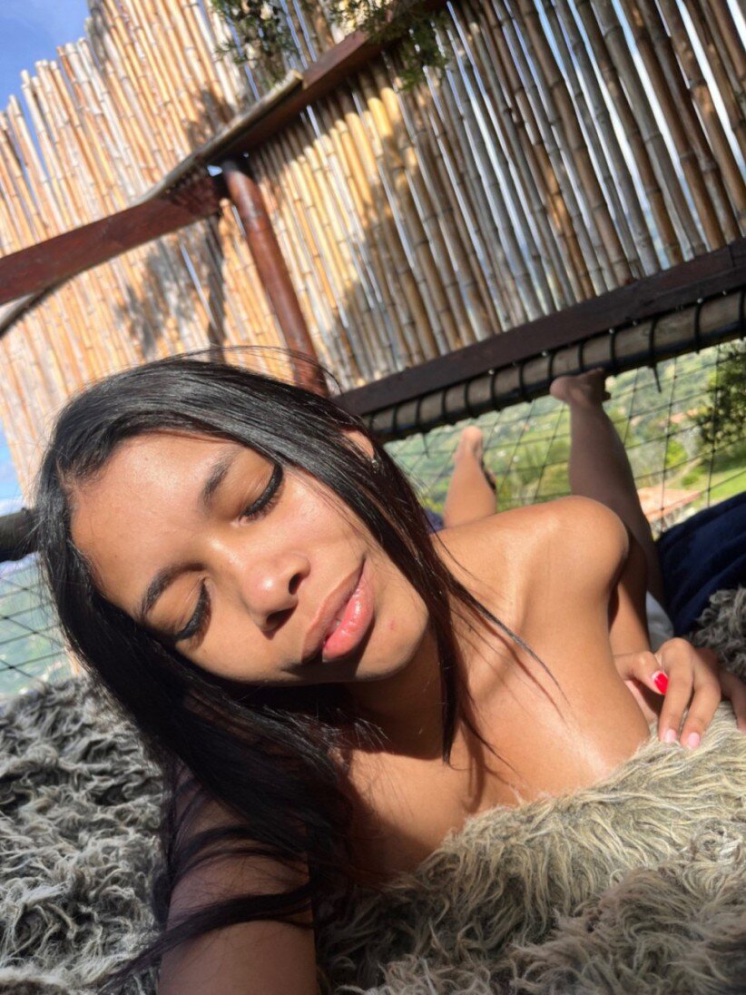 Jadeebonyhot (@jade_ebonyhot), OnlyFans creator