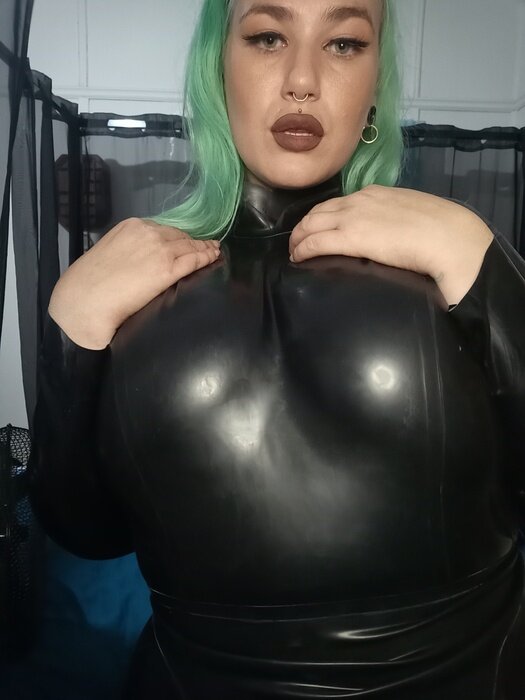 Jadesadist (@jadesadist), OnlyFans creator