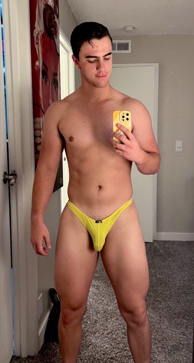 Jakeyyyv (@jakeyyyv), OnlyFans creator