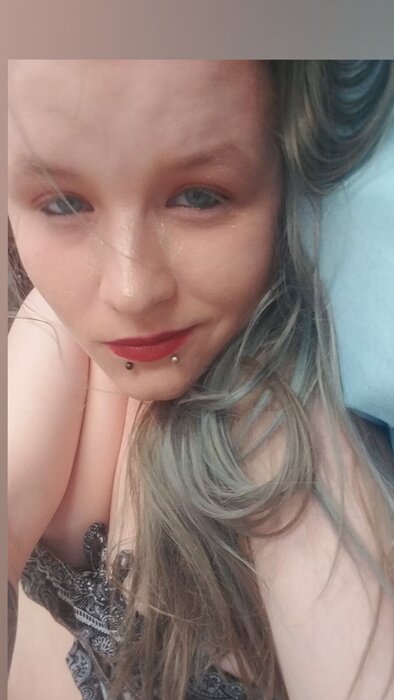 Janegoodbody28 (@janegoodbody28), OnlyFans creator