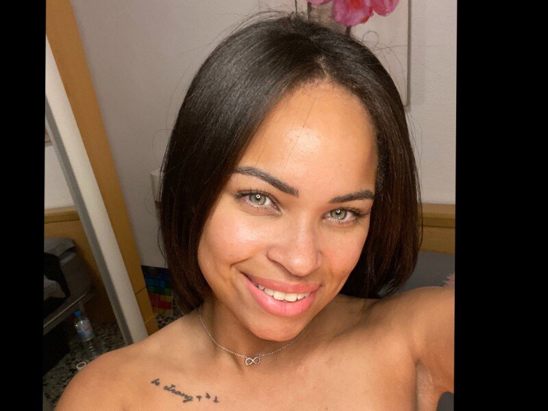 Jasmineeb (@jasminee_b), OnlyFans creator