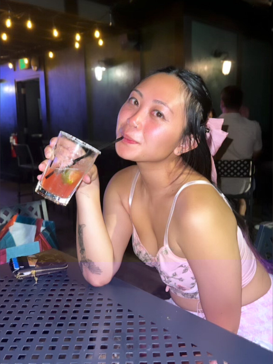 Jasminesnoww (@jasminesnoww), OnlyFans creator