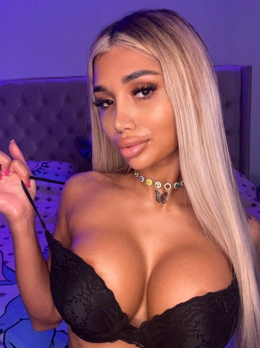 Jasminespicee (@jasminespicee), OnlyFans creator