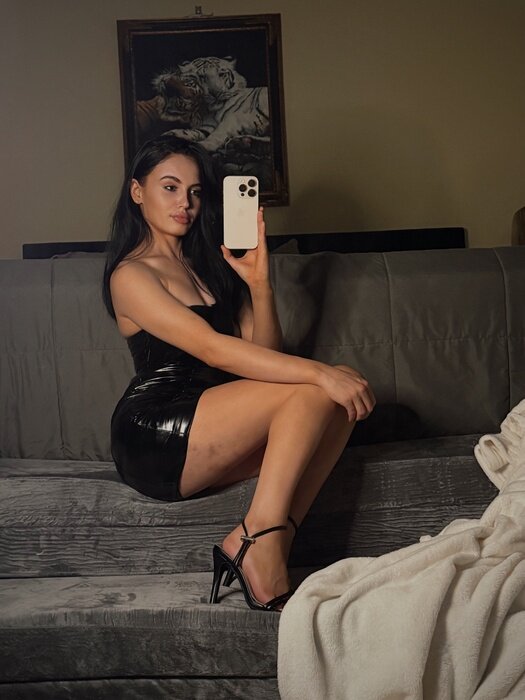 Jelianicole20 (@jelianicole20), OnlyFans creator