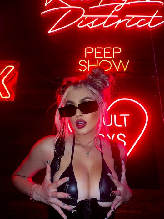 Jellybeannnn (@jelly_beannnn), OnlyFans creator