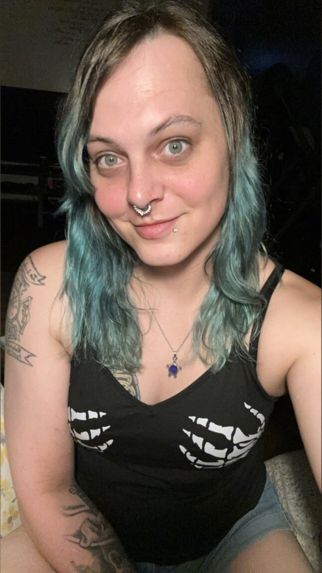 Jenandtonic92 (@jenandtonic92), OnlyFans creator