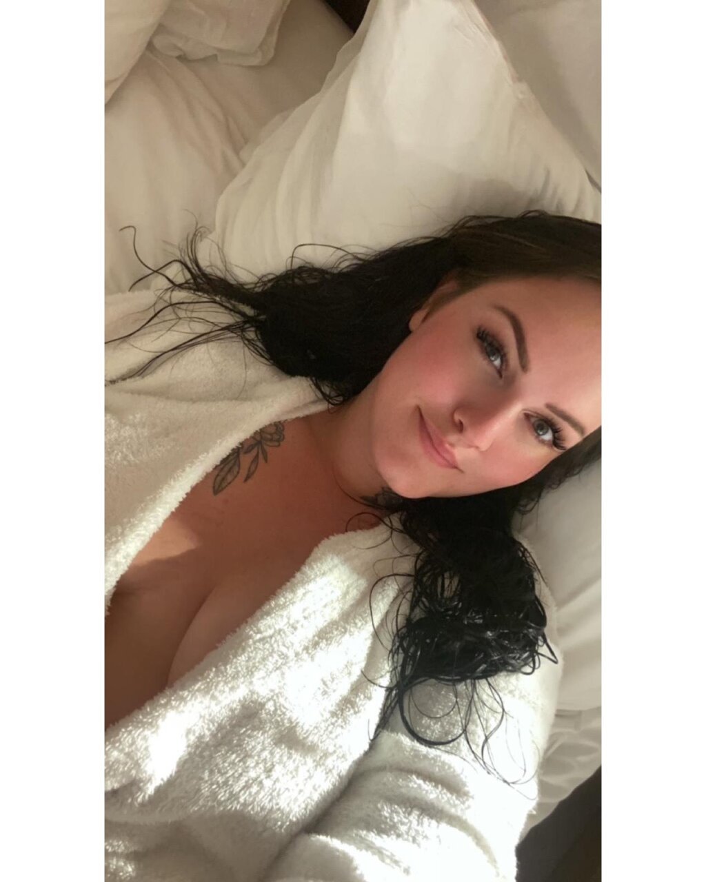 Jeniferjiggles (@jeniferjiggles), OnlyFans creator
