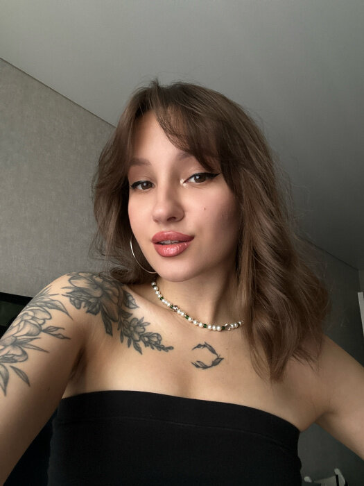Jenishy (@jenishy), OnlyFans creator
