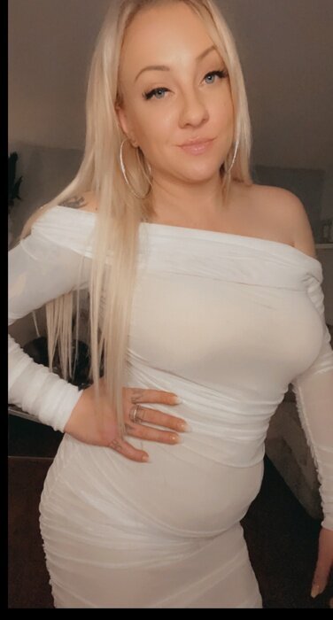 Jennamonroehays (@jennamonroehays), OnlyFans creator