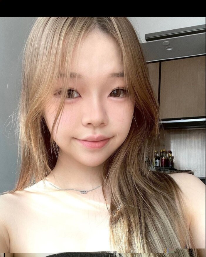 jennieteen (@jennieteen), OnlyFans creator