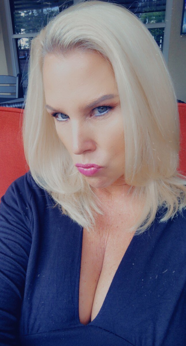 Jennyjizzxxx (@jennyjizzxxx), OnlyFans creator
