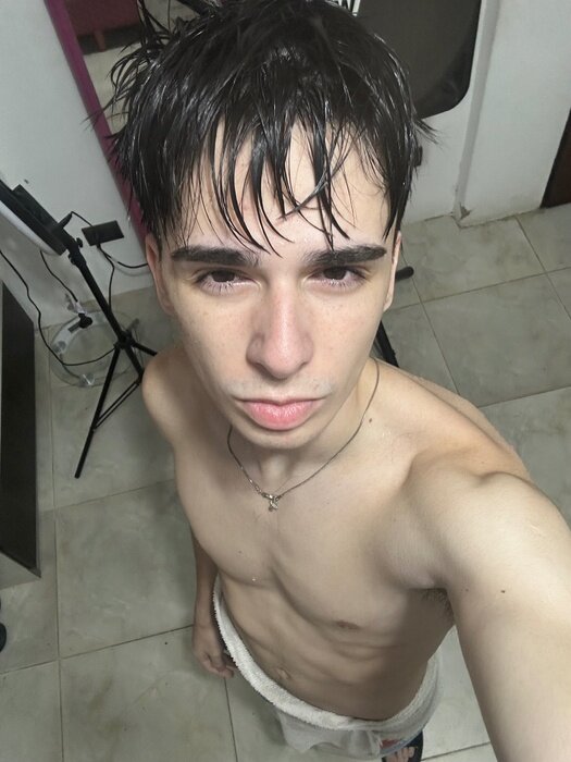 Jeremy2005 (@jeremy2005), OnlyFans creator