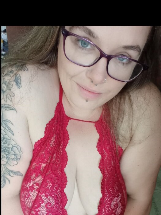 Jessaluxefree (@jessaluxefree), OnlyFans creator