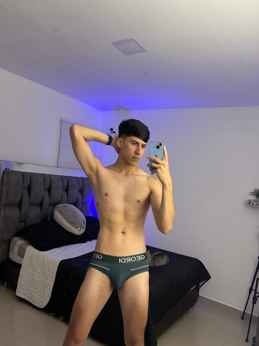 jessel (@jessel1902), OnlyFans creator