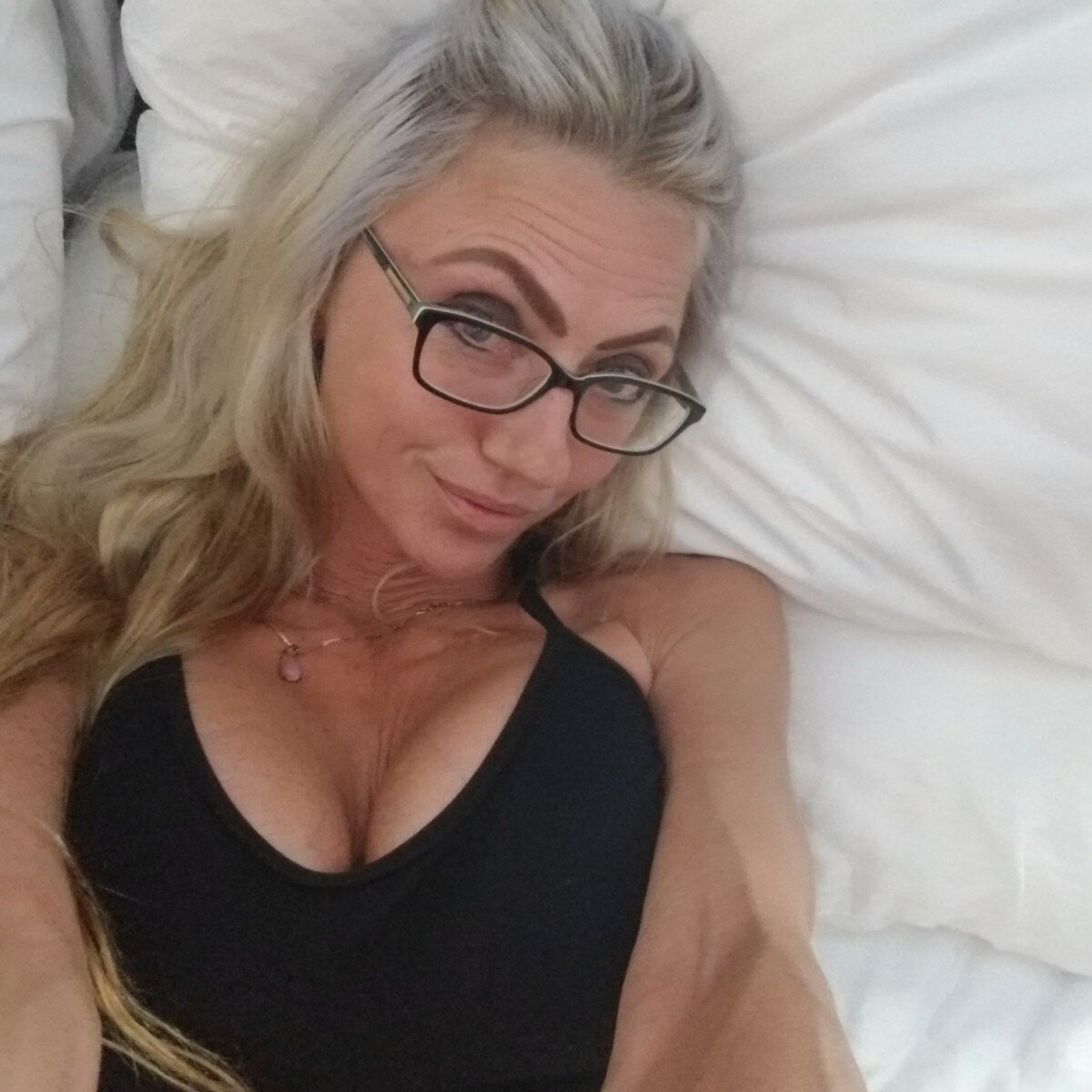 Jessicasweetandsexy (@jessicasweetandsexy), OnlyFans creator