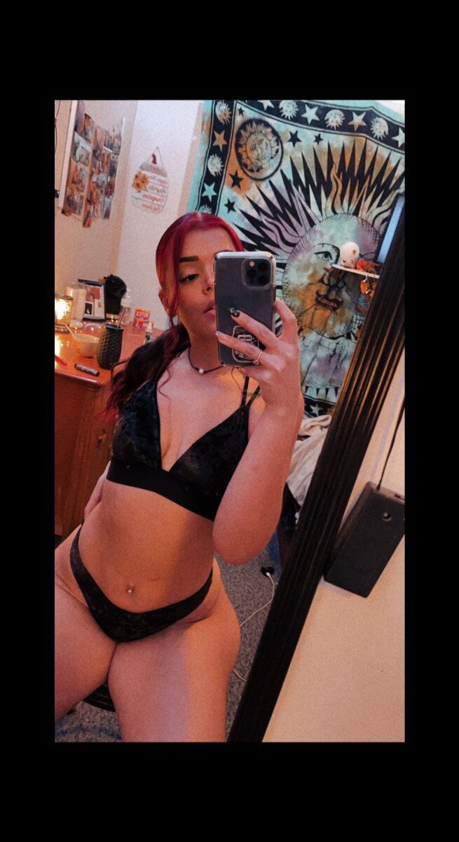 Jessie1103 (@jessie1103), OnlyFans creator