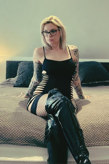 Jessierae (@jessie_rae), OnlyFans creator