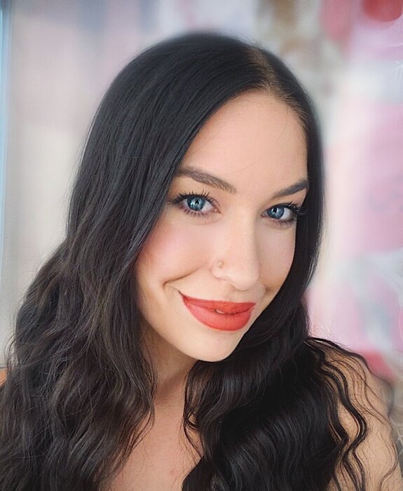 Jessymiddle (@jessy_middle), OnlyFans creator