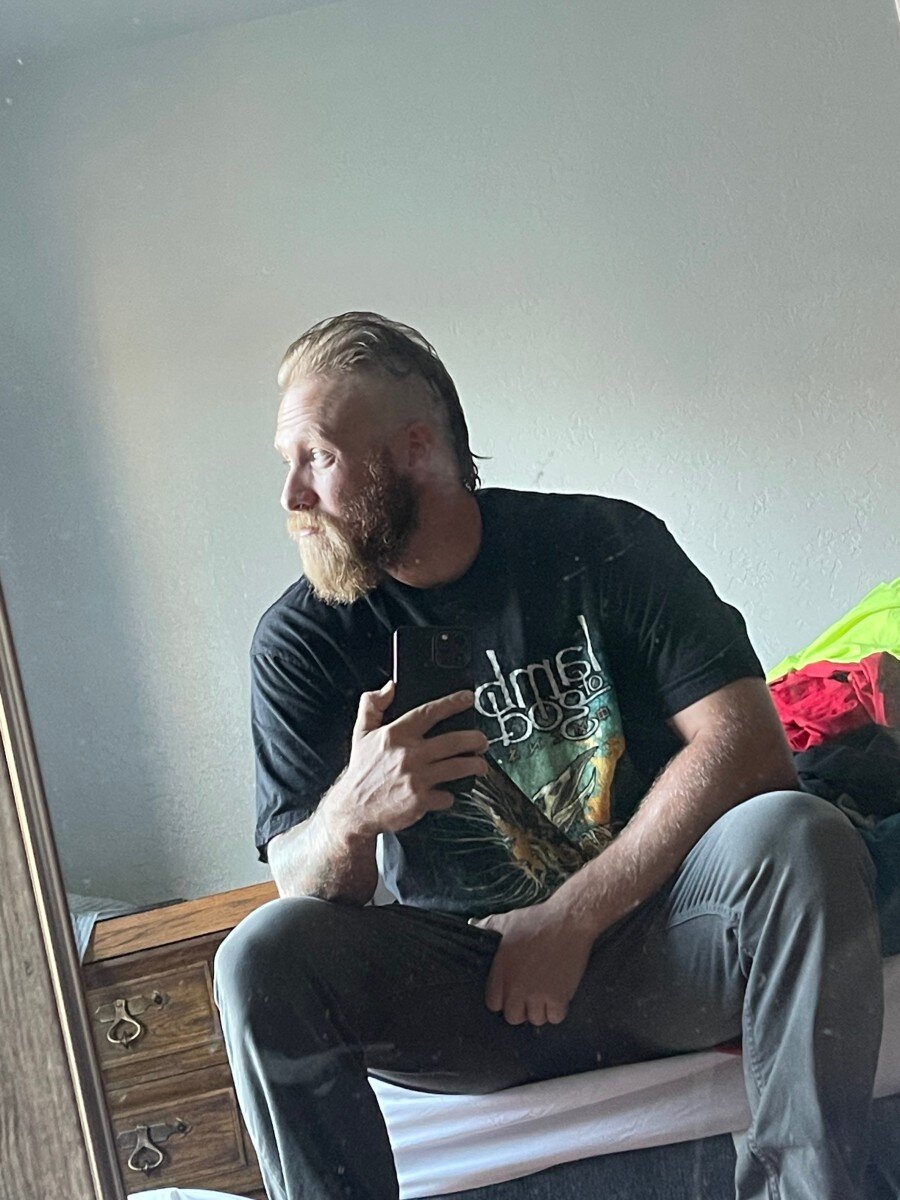 Jexperiences (@jexperiences), OnlyFans creator